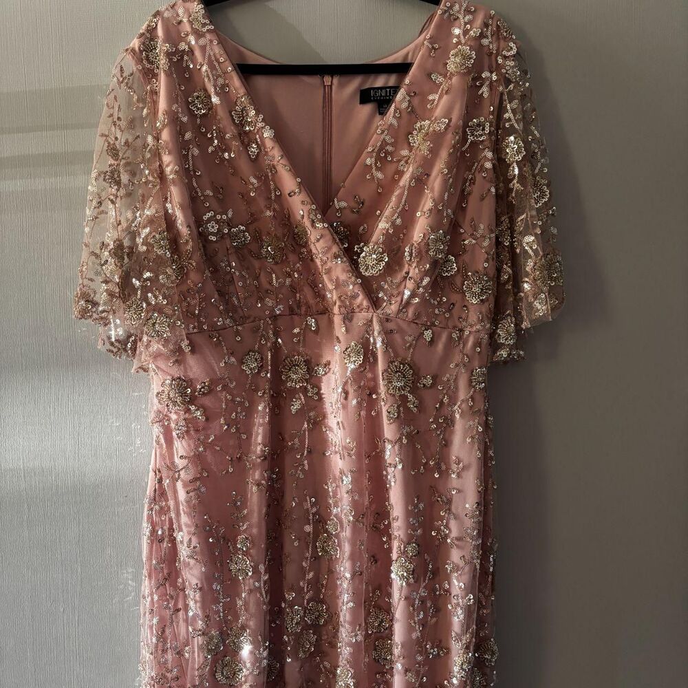 Ignite-evenings Women's Pink and Silver Formal-dresses